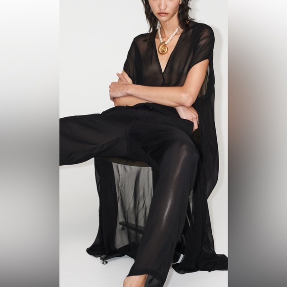 New! Zara medium black longline sheer loose fit blouse. - Picture 7 of 12